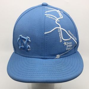 UNC North Carolina Tarheels New Era Fitted Hat Baseball Cap 7 3/8. Map detail.